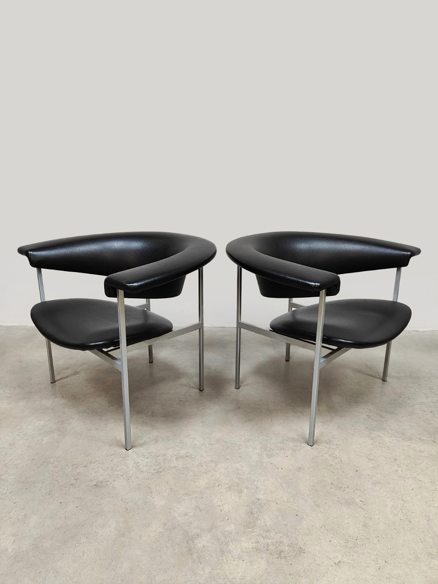 Dutch interior design Meander Gamma lounge chairs fauteuils Rudolf Wolf for Gaasbeek en Van Tiel 1950's