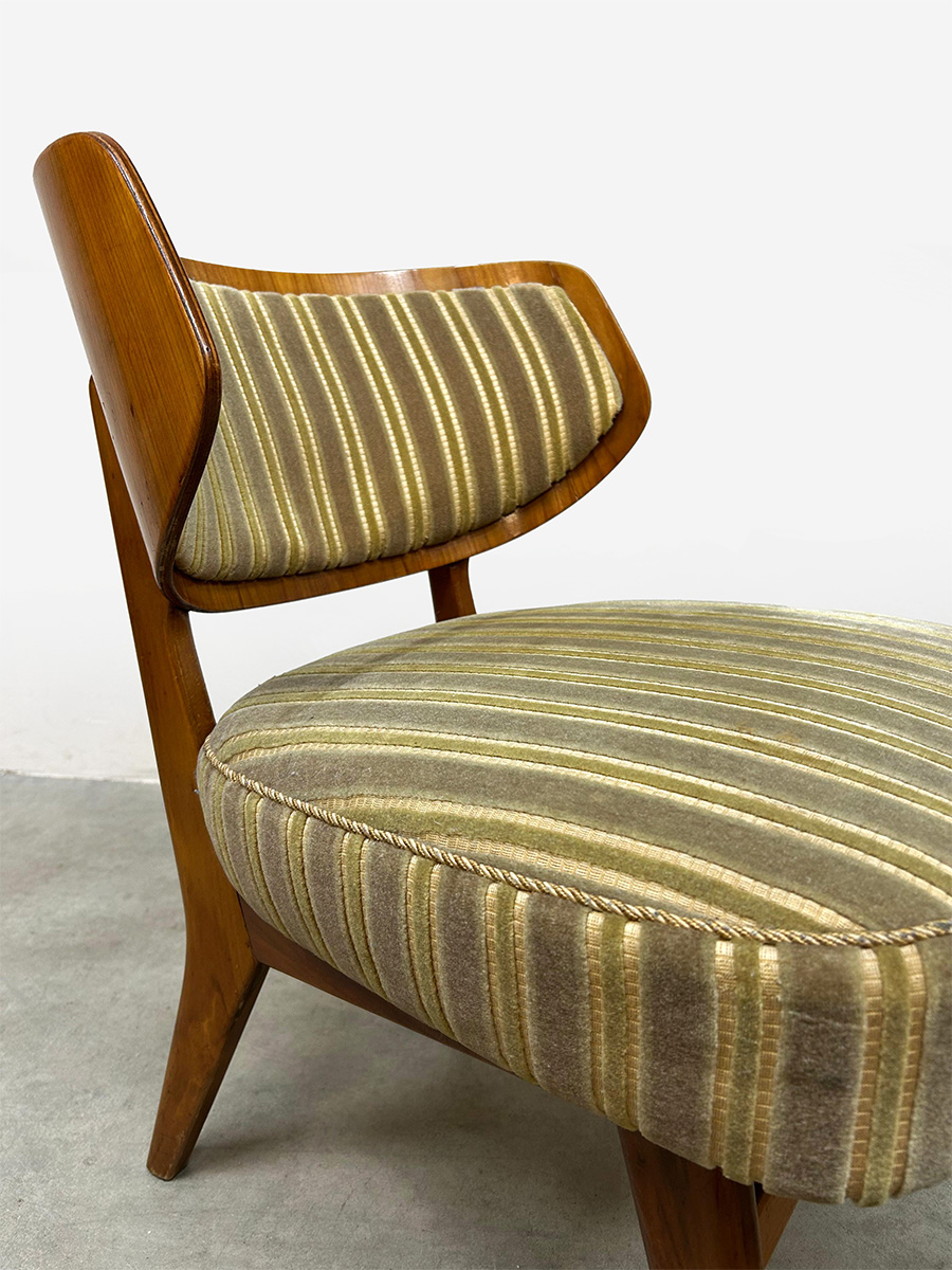Midcentury interior design fifties lounge chair & hocker wingback lounge fauteuil 1950's Midcentury interior design fifties lounge chair & hocker wingback lounge fauteuil 1950's