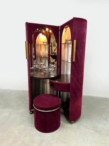 Midcentury interior design vanity table dressing tube kaptafel Luigi Massoni Poltrona Frau