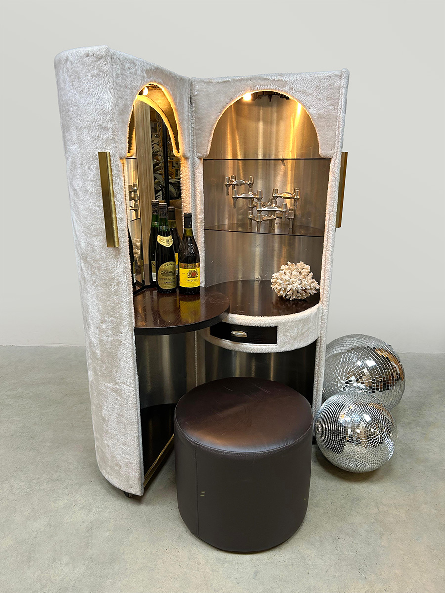 Vintage furniture design vanity table dressing tube kaptafel Luigi Massoni Poltrona Frau 'Ivory white' Vintage furniture design vanity table dressing tube kaptafel Luigi Massoni Poltrona Frau 'Ivory white'