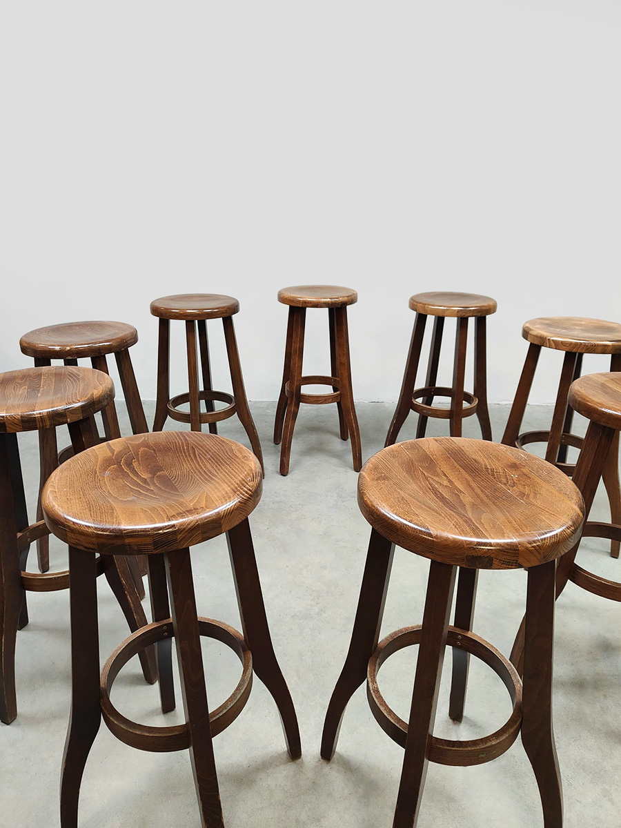 Vintage interior design wooden barstools houten barkukken 1970 Vintage interior design wooden barstools houten barkukken 1970