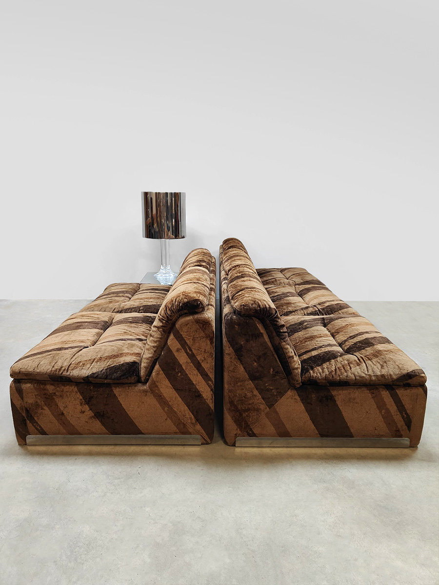 Italian vintage design P10 Proposals sofa bank Giovanni Offredi Saporiti Italian vintage design P10 Proposals sofa bank Giovanni Offredi Saporiti