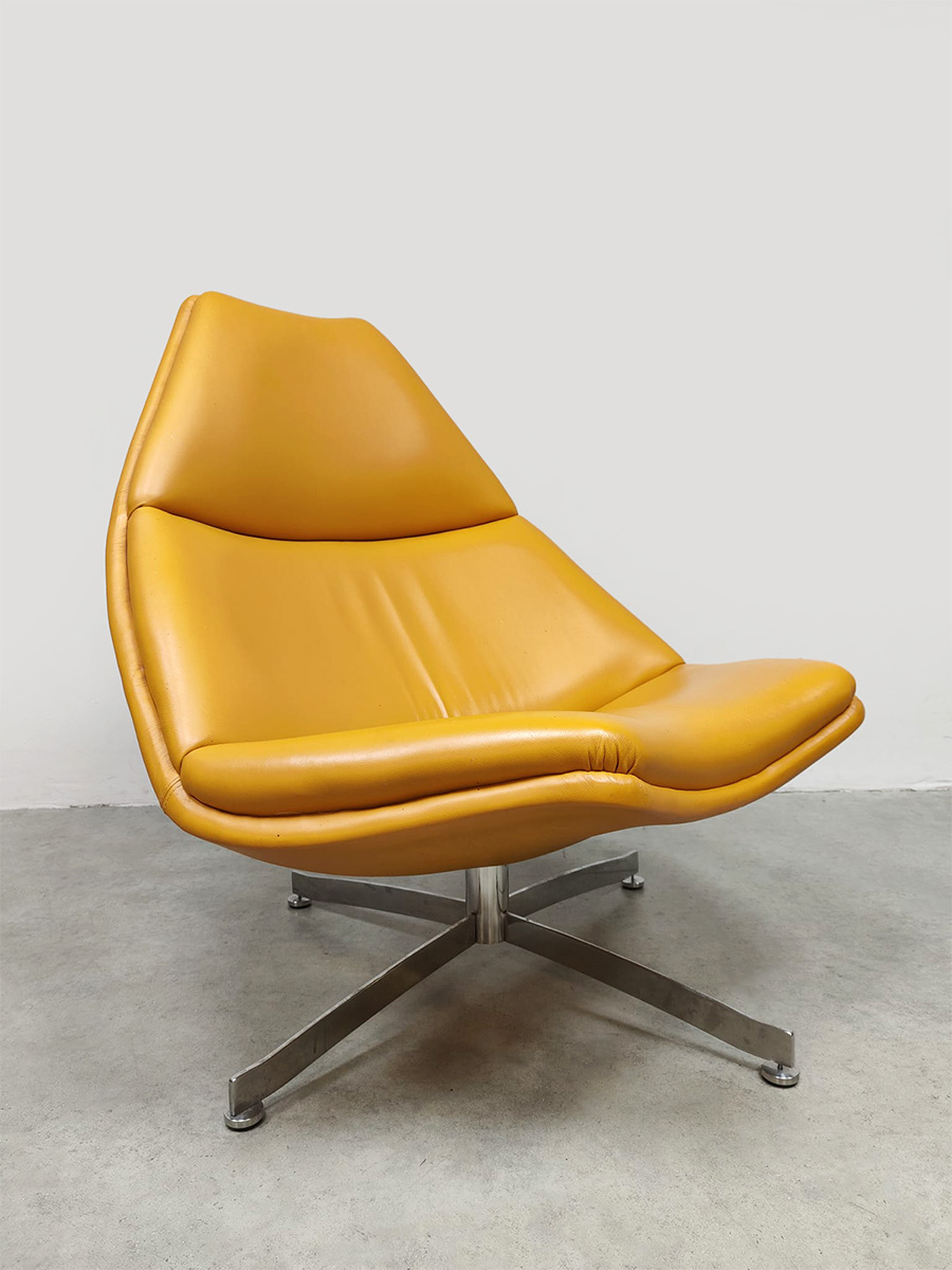 Vintage Artifort swivel chair lounge fauteuil Geoffrey Harcourt F511