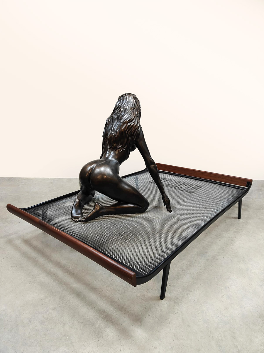 Vintage Dutch design Cleopatra 2 person daybed sofa A.R Cordemeijer Auping