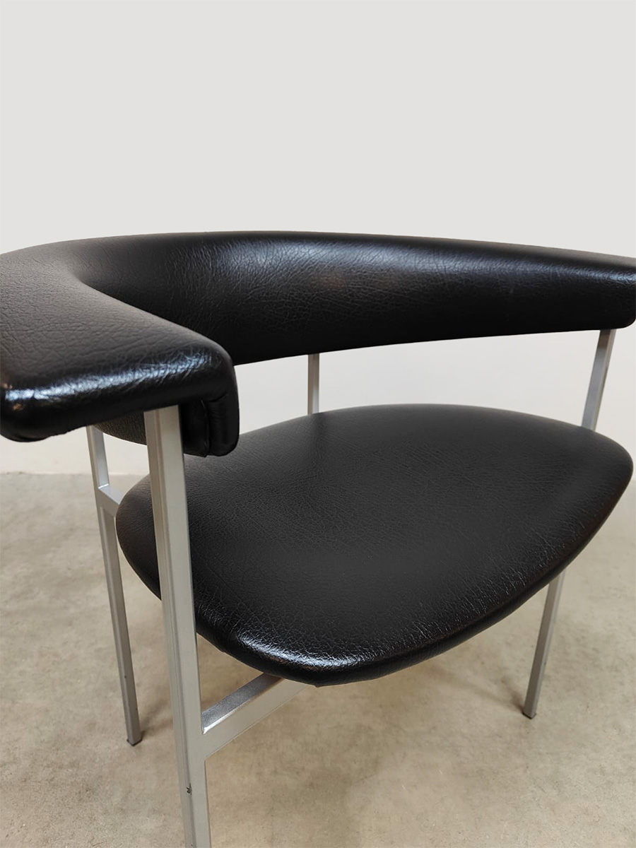 Vintage Dutch design Meander Gamma lounge chair fauteuil Rudolf Wolf, Gaasbeek & Van Tiel