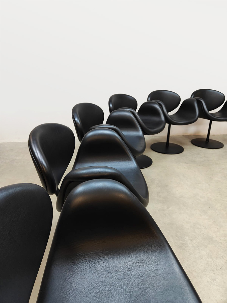 Vintage Dutch design ‘little tulip’ swivel chairs stoelen Pierre Paulin Artifort