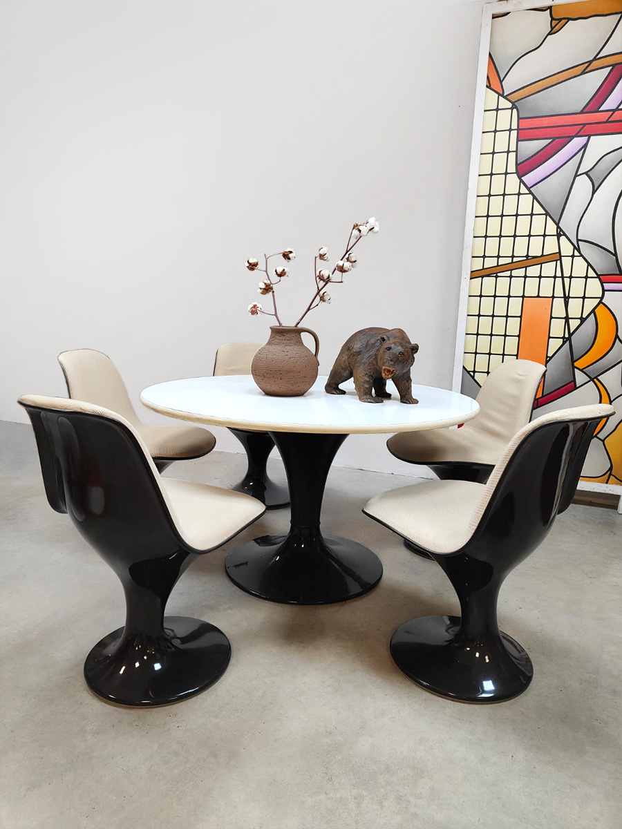 Space age Orbit dining set Markus Farner & Walter Grunder Herman Miller