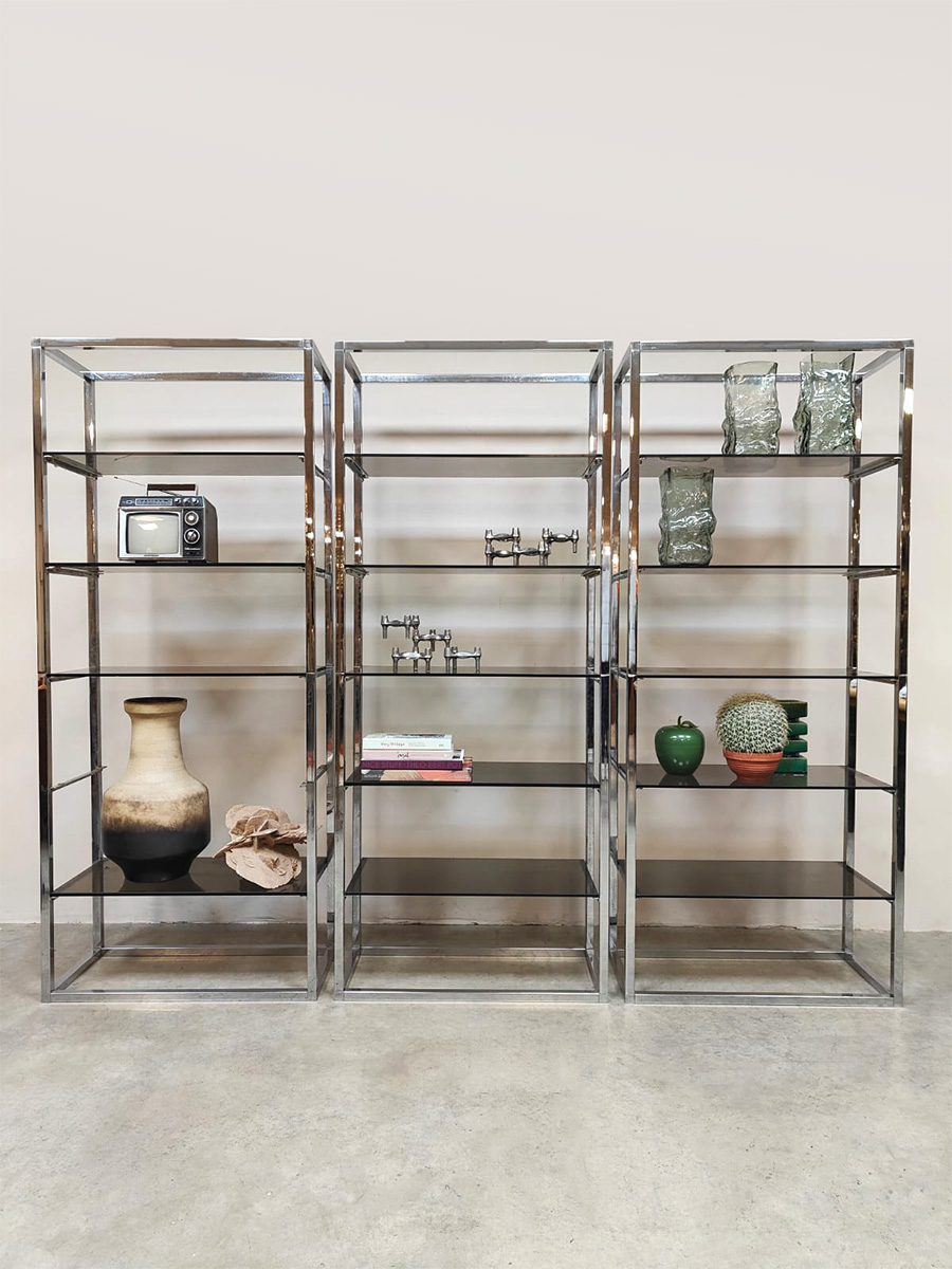 Vintage chrome & smoked glass cabinet chromen boekenkast