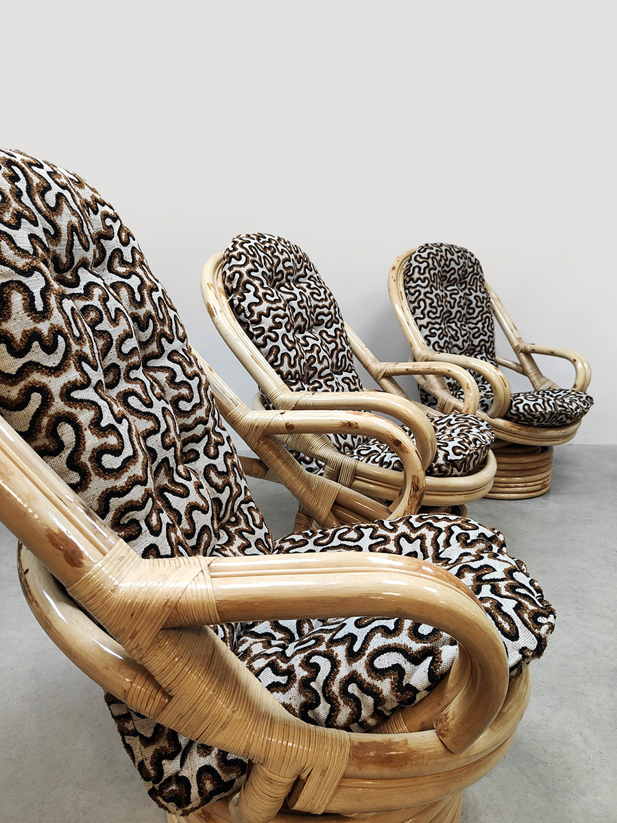 Vintage interior styling design rattan lounge swivel chairs & ottoman rotan draaifauteuils & hocker 1970 Vintage interior styling design rattan lounge swivel chairs & ottoman rotan draaifauteuils & hocker 1970