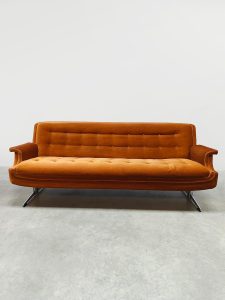 Vintage lounge swivel arm chairs & sofa draaifauteuils & bank 'Mad men style'