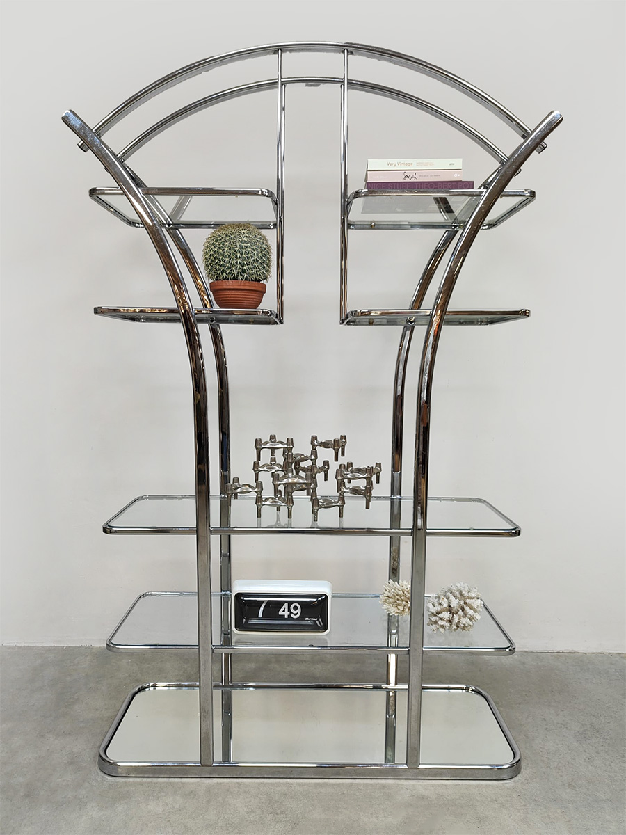 Midcentury furniture Italian design chrome & glass display cabinet roomdivider kast 1970