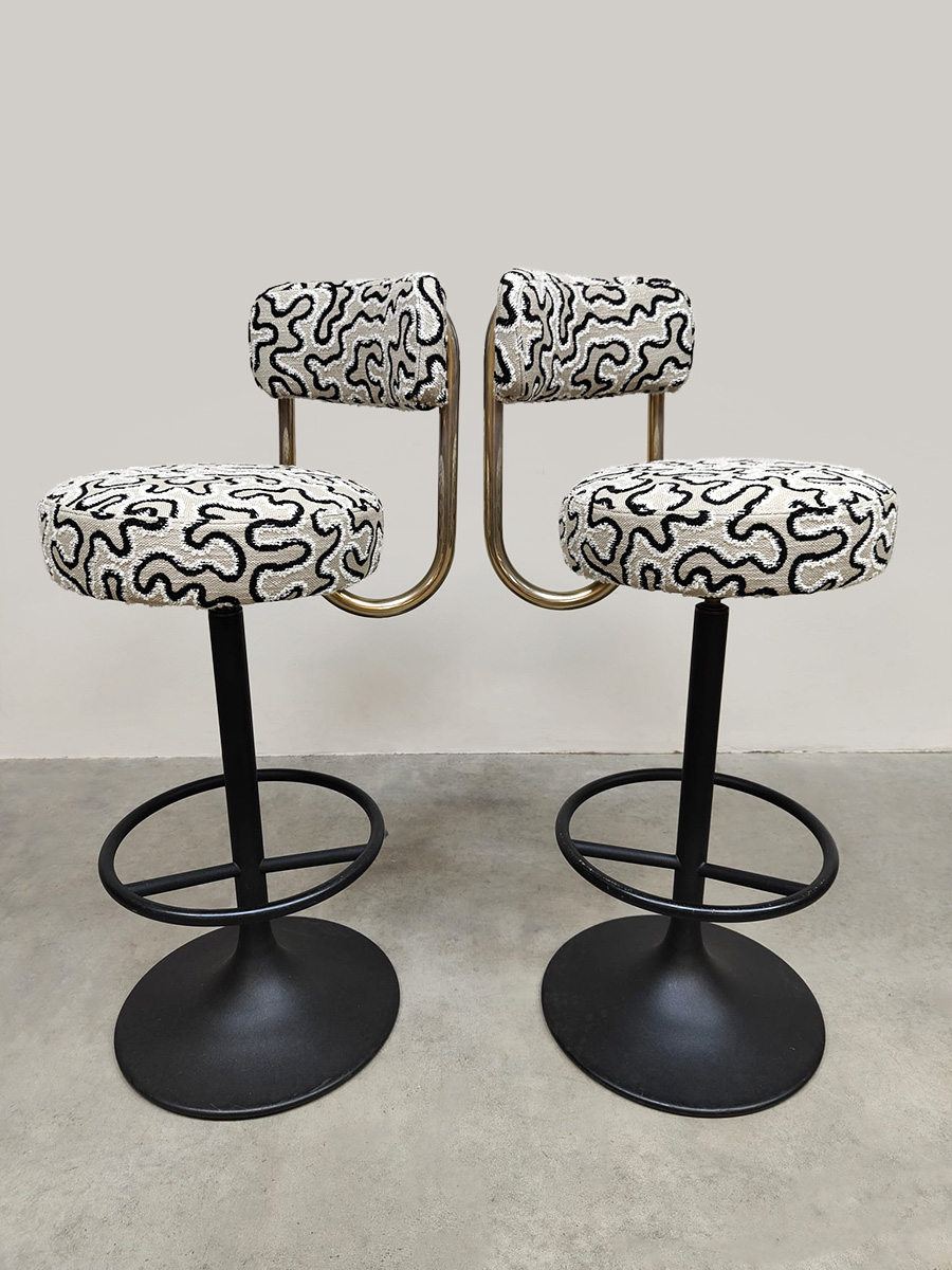 Swedish design Cobra barstools vintage krukken Borje Johanson ‘Swirl’