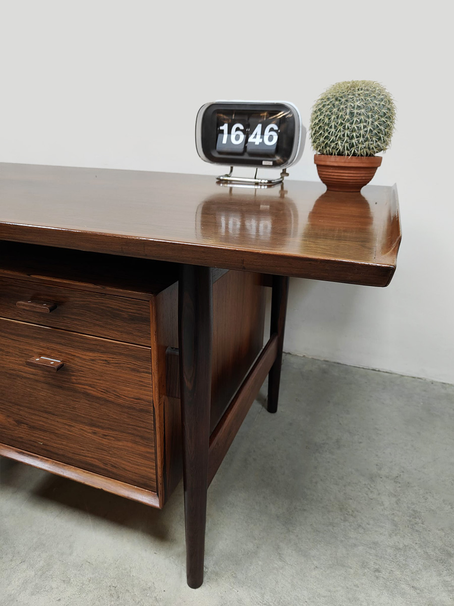 Vintage design model 209 executive desk bureau Arne Vodder for Sibast 1955