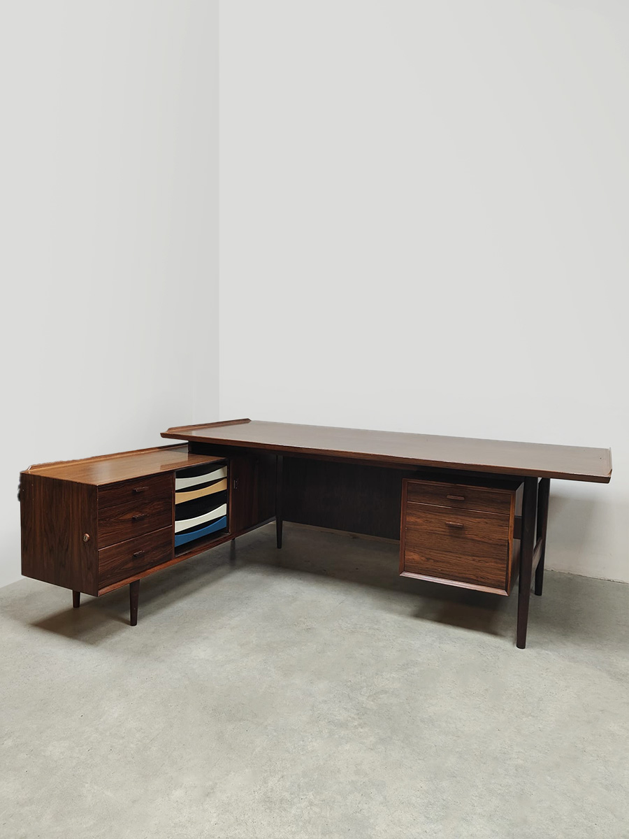 Vintage furniture design model 209 executive desk bureau Arne Vodder for Sibast 1955