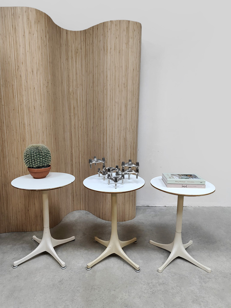 Early edition vintage design swag leg side tables bijzettafels George Nelson Herman Miller