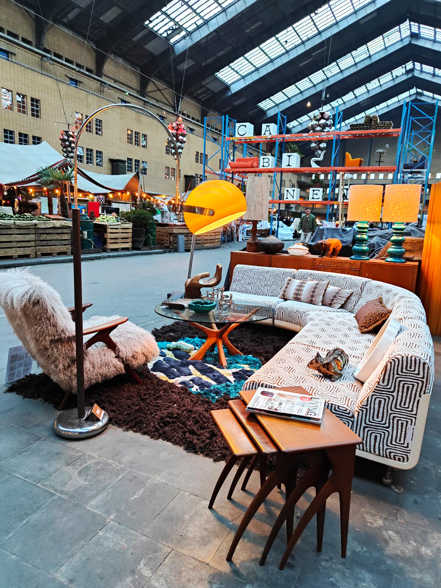 Midcentury interior design modular sofa Italiaanse modulaire elementen bank 'Graphic lines' Midcentury interior design modular sofa Italiaanse modulaire elementen bank 'Graphic lines'