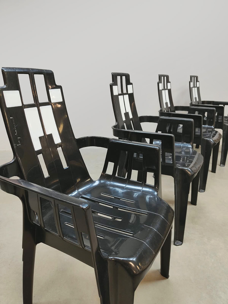 Vintage interior design Boston garden dining chairs stapelstoelen eetkamer stoelen Pierre Paulin Henry Massonnet 1980 Vintage interior design Boston garden dining chairs stapelstoelen eetkamer stoelen Pierre Paulin Henry Massonnet 1980