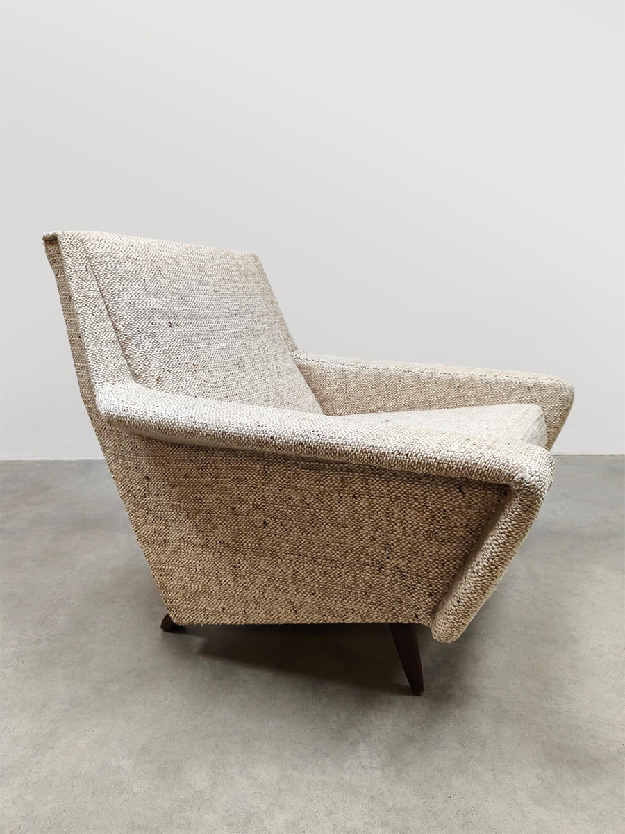 Midcentury furniture design Danish armchair Deense lounge fauteuil 1970 ‘Asymmetrical’