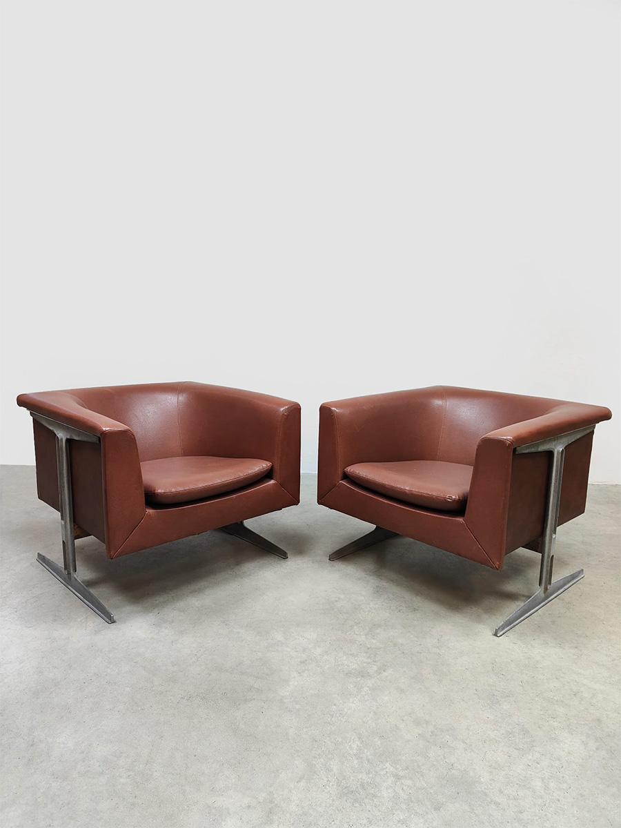 Midcentury interior Dutch design lounge chairs '042' Geoffrey Harcourt Artifort