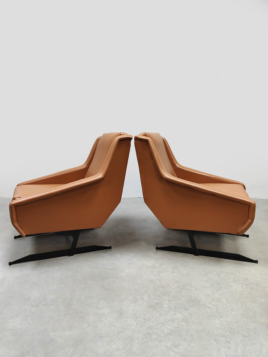 Vintage Italian cognac design lounge chairs Italiaanse fauteuils 'Hermes style'