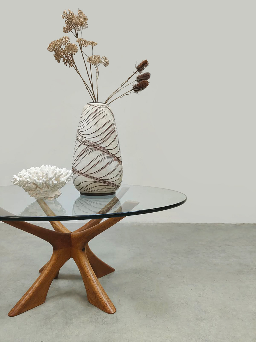Vintage interior design 'T118' round coffee table ronde salontafel Illum Wikkelsø for Niels Eilersen