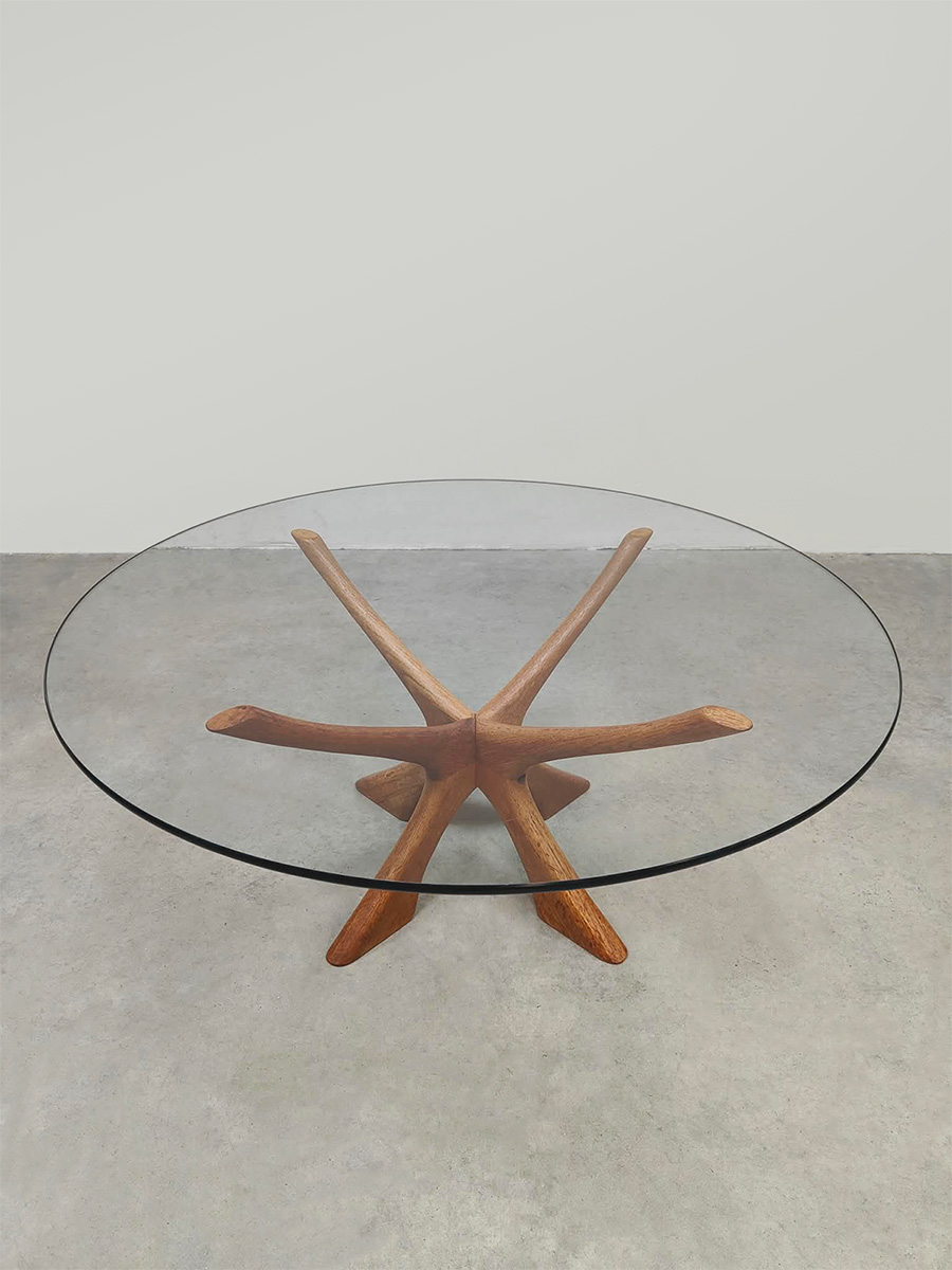 Vintage interior design 'T118' round coffee table ronde salontafel Illum Wikkelsø for Niels Eilersen