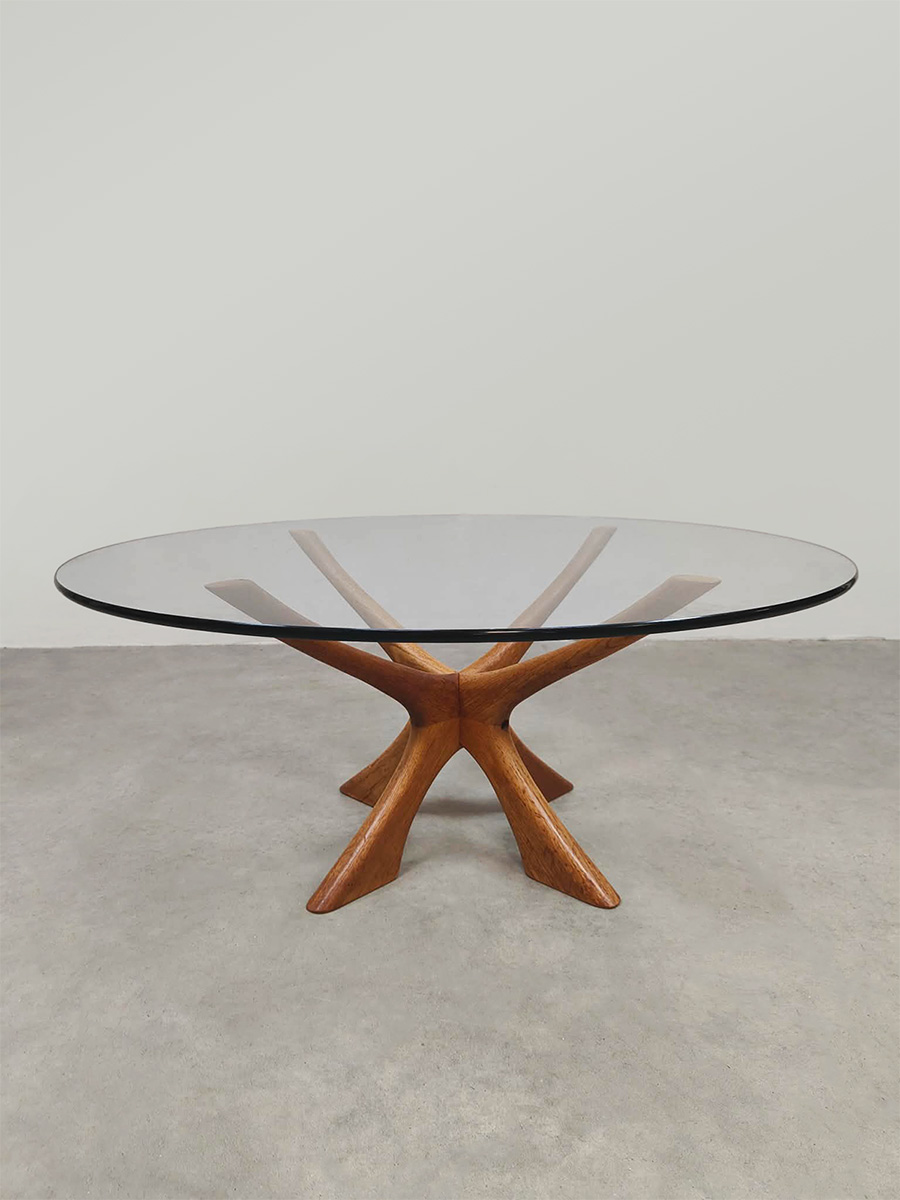 Midcentury furniture design 'T118' round coffee table ronde salontafel Illum Wikkelsø for Niels Eilersen