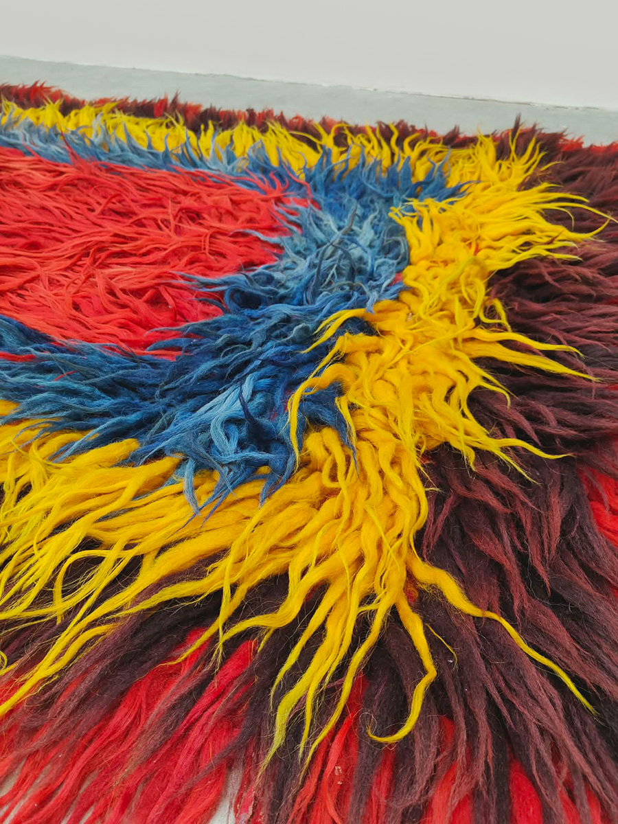 Midcentury interior Turkish Tulu rug carpet Turks tapijt vloerkleed ‘Geometric colours’