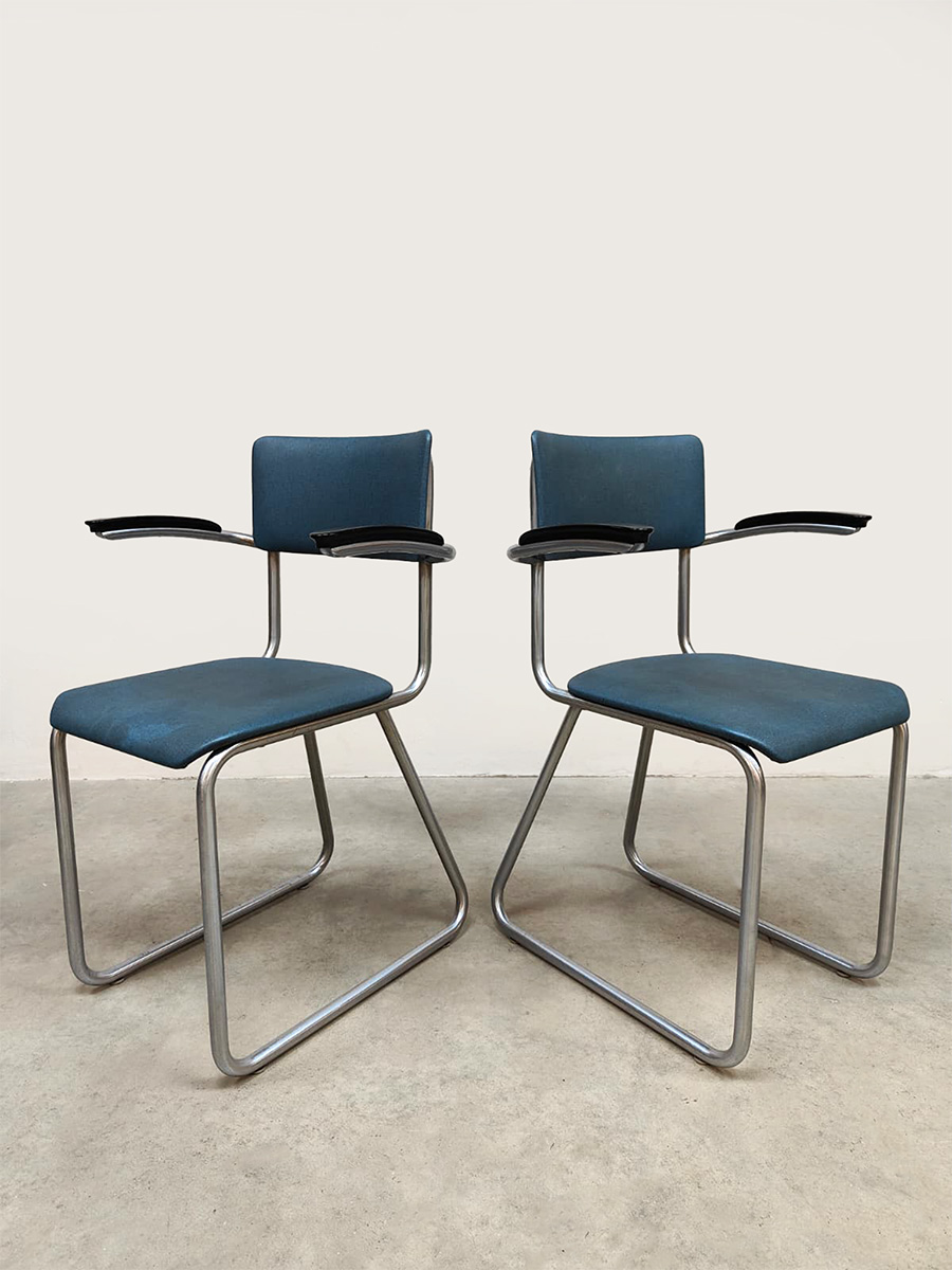 Dutch furniture design tubular dining chairs buisframe eetkamerstoelen Ahrend de Cirkel 1950