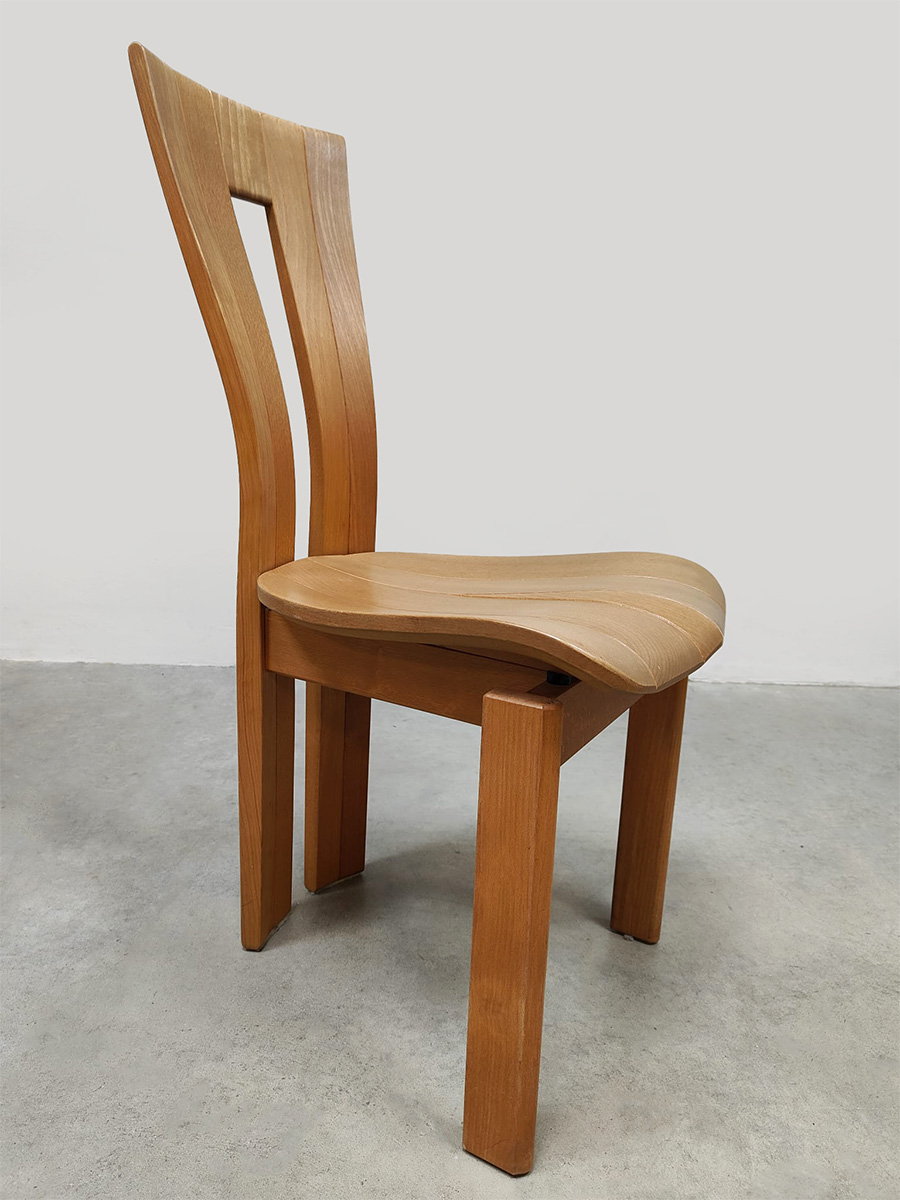 Vintage French design wooden dining chairs houten eetkamerstoelen 'Pierre Chapo style'