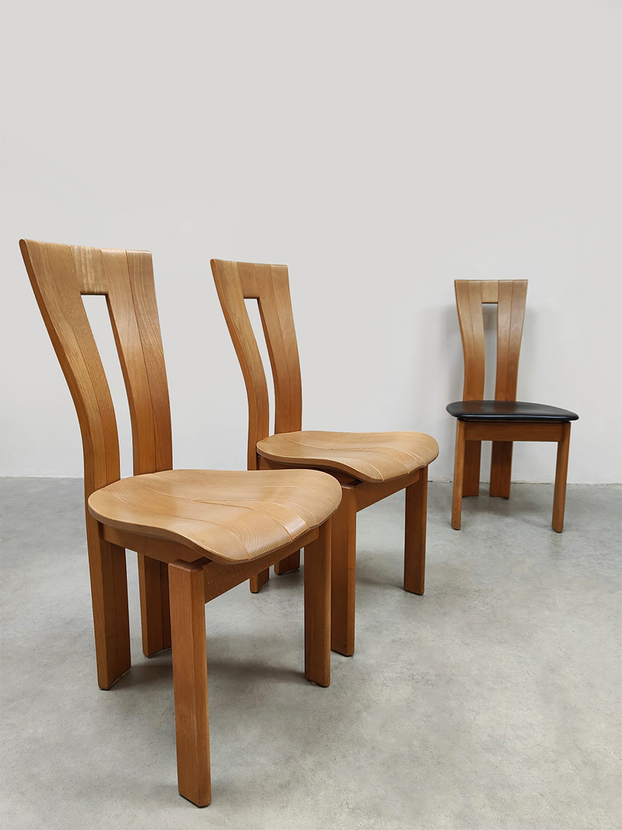 Midcentury interior French design wooden dining chairs houten eetkamerstoelen 'Pierre Chapo style'
