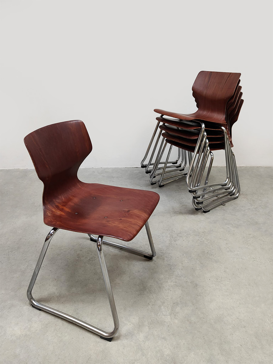 Midcentury interior design Pagholz stacking chairs stapelstoelen Flötotto